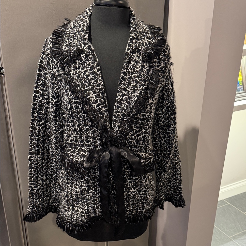 Newport News Black and White Knit Blazer